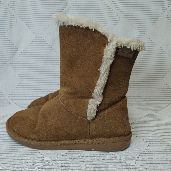 Minnetonka Boots size 8 - Picture 5 of 8